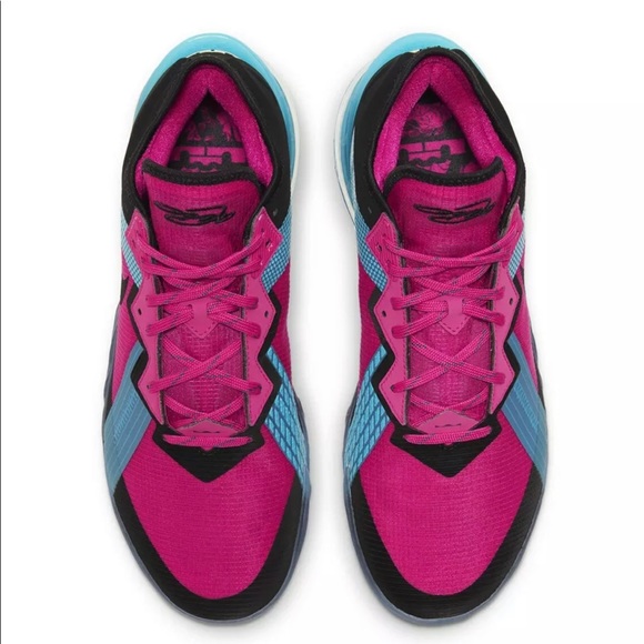 Nike Lebron XVIII Low Neon Lights Fireberry CV7562 - Picture 10 of 10